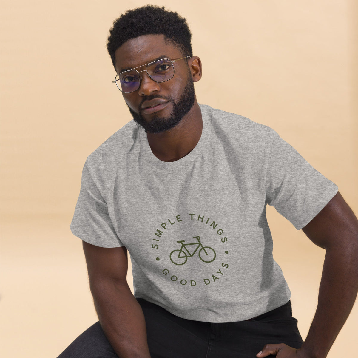 Bike Tee in sport grey in a relaxed studio setting
